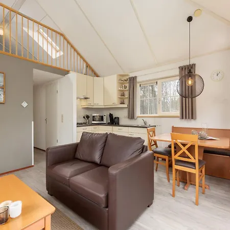 Cozy With A Sauna, 3 Km From *